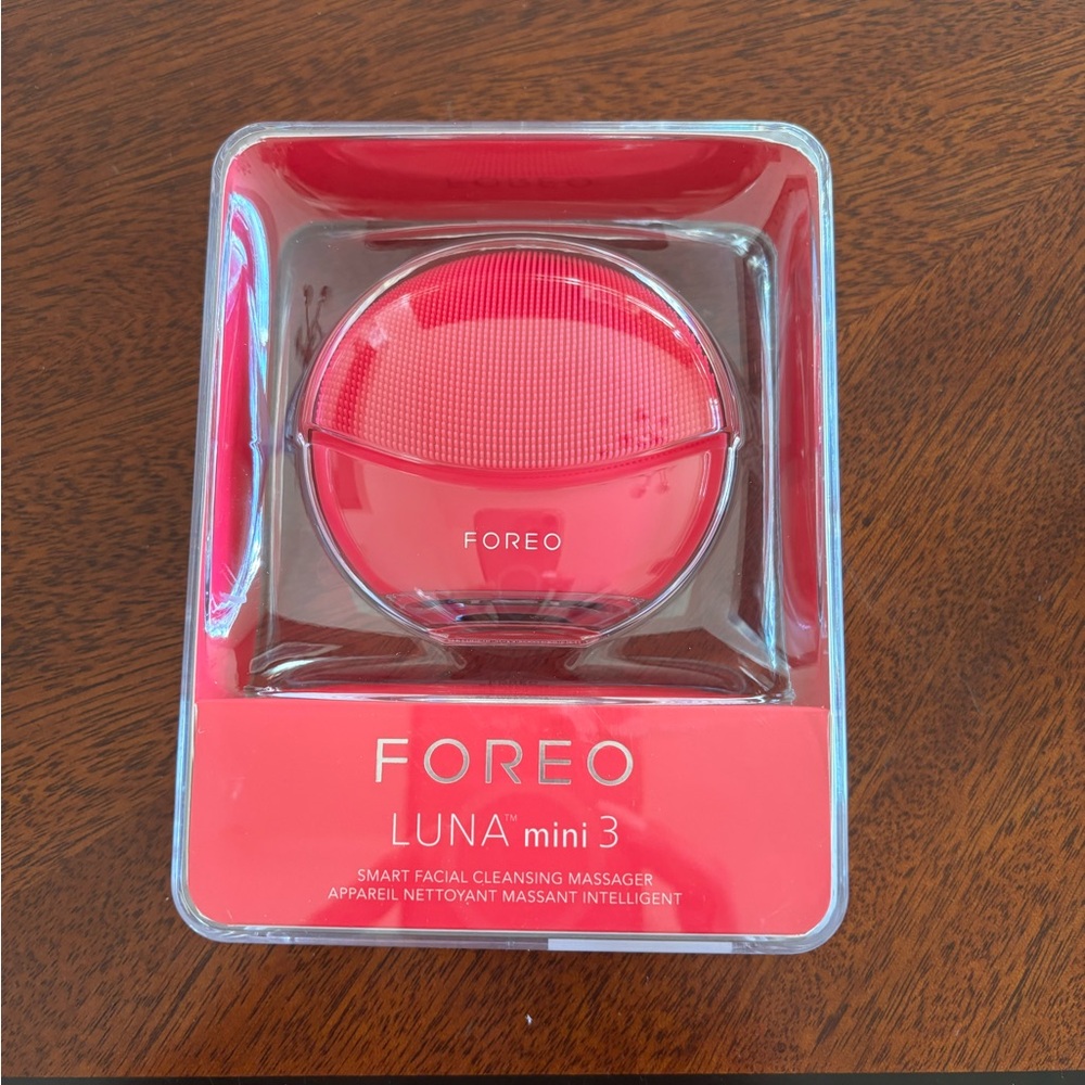 Foreo Luna Mini 3 Facial Cleansing Massager - Pink